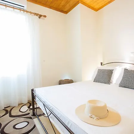 Lefkas House * Drymon